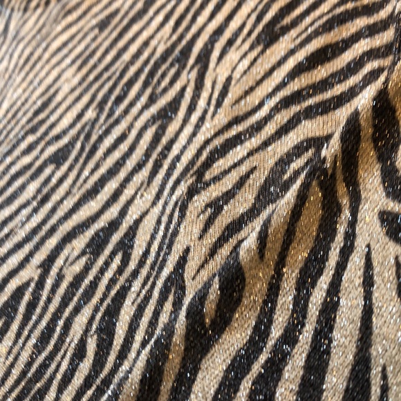 Animal print metallic black & gold silk-blend sweater - Picture 10 of 11